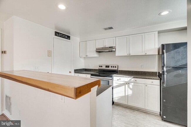 Photo - 4418 Pembrook Village Dr Unit 121