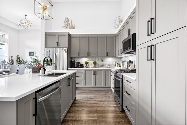 Dream Kitchen - 22638 119 Av Unit Brickwater