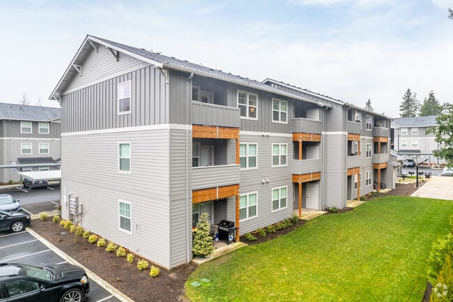 Building Photo - Trail Crossing Apartment Homes