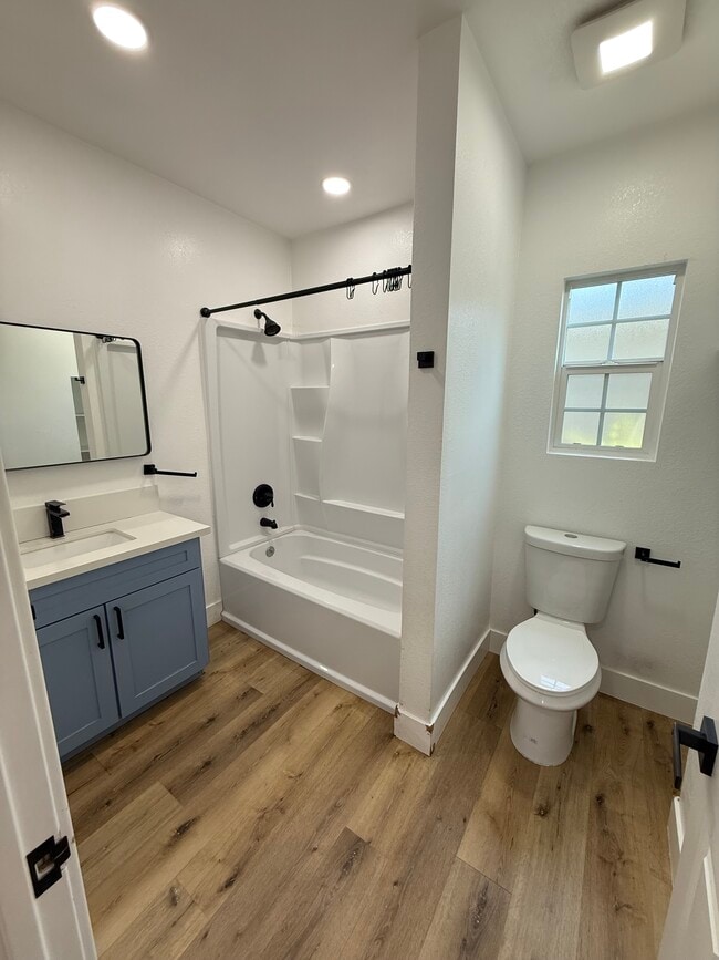 Photo - 514 N McDonnell Ave