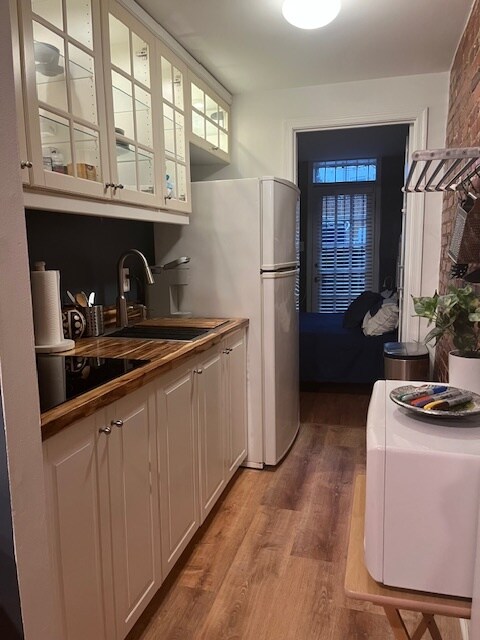 Photo - 1909 17th St NW