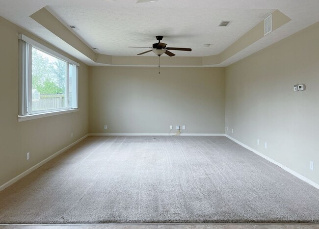 Photo - Charming 4-Bed Home in Blackthorne Subdivision - Cul-de-Sac Location!