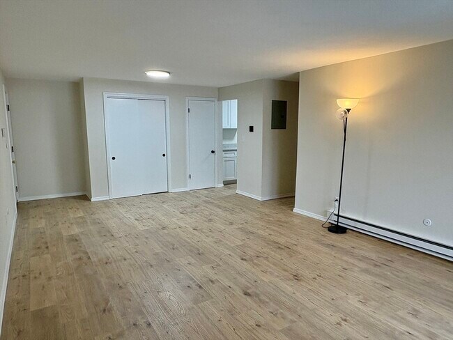 Photo - 180 Main St Unit B39