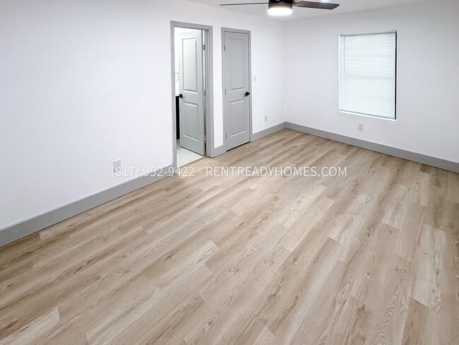 Photo - 2306 Loyce Dr