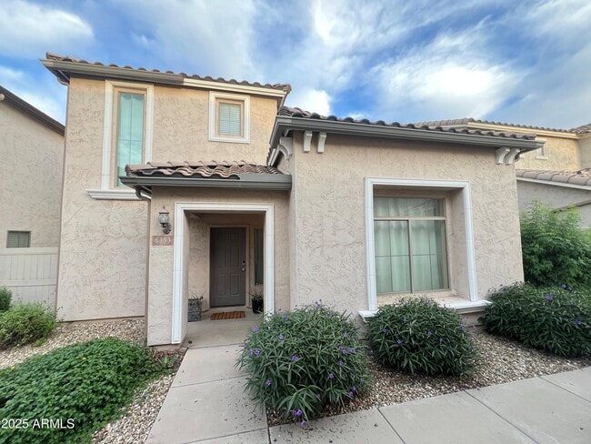 Building Photo - 8353 W Lewis Ave