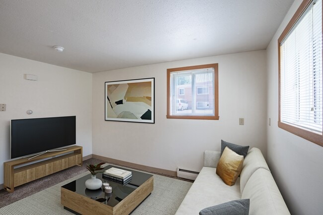 Fargo, ND Forest Avenue Apartments | Living - Forest Avenue