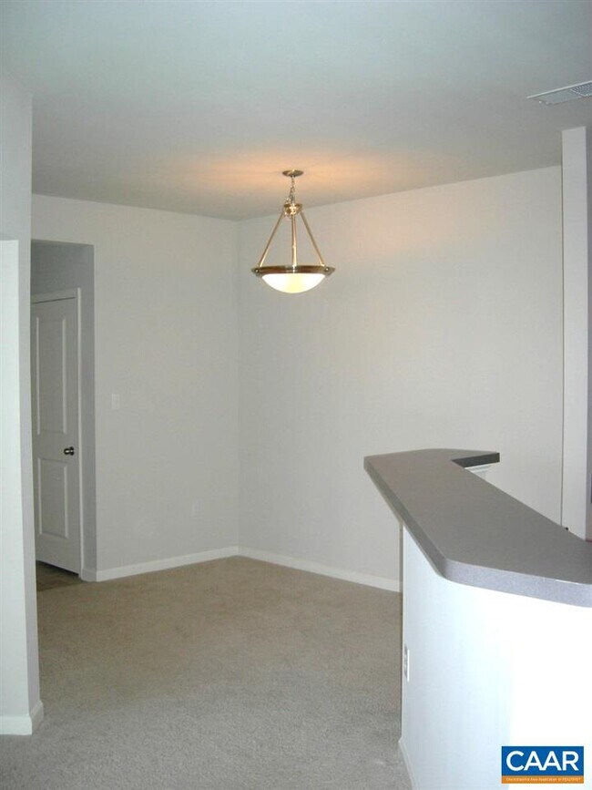 Photo - 775 Walker Square Unidad 3c