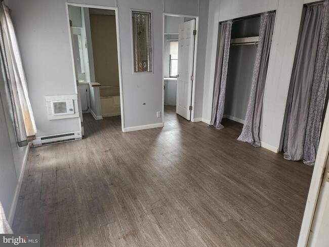 Photo - 173 Rudolph Ct