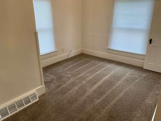 Photo - 412 E Jefferson St Unidad 412-3 E Jefferson St