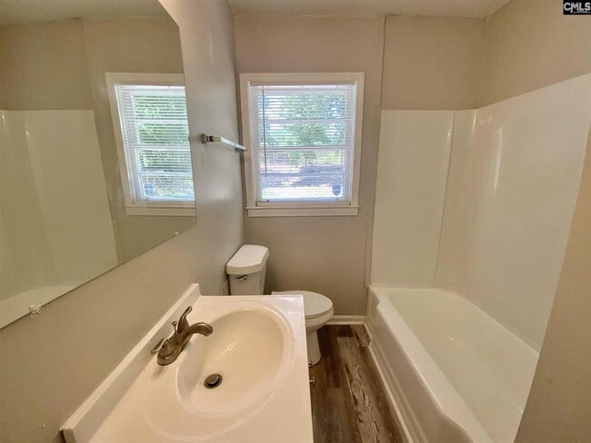 Photo - 1232 Carter St