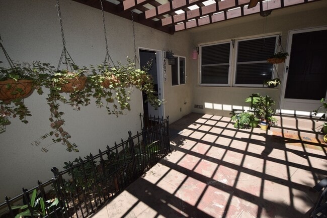 Photo - 12007 Burbank Blvd Unit 12007.5