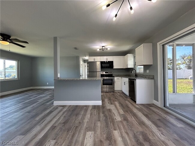 Photo - 4210 SE 3rd Ave