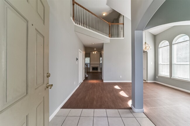 Building Photo - 440 Mystic Trail Loop Rental