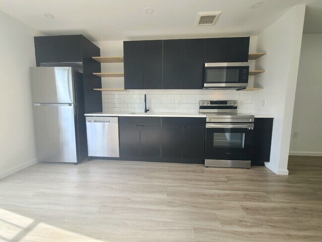 Photo - 556 Market St Unidad 2B