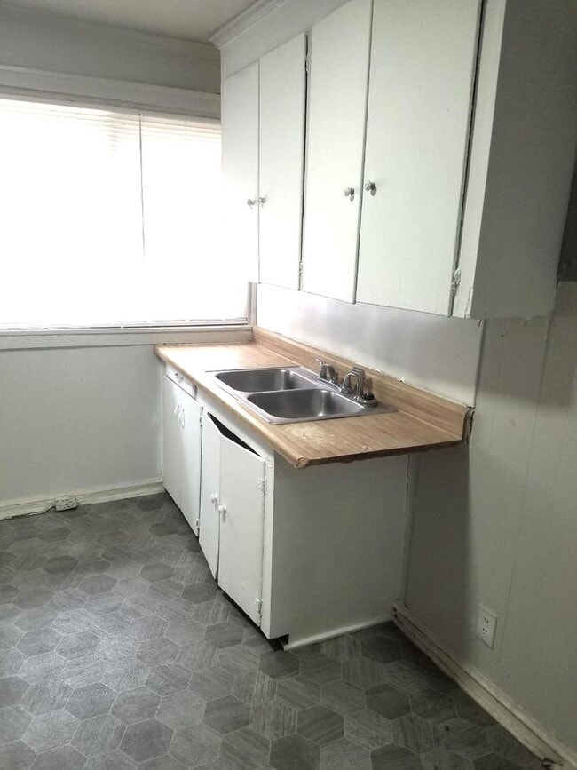Photo - Affordable Two Bedroom Apt Available for Rent in Sumter SC!