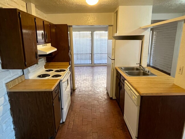 Photo - 704 Truman St NE Townhome