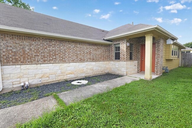 15111 Parrish Ln