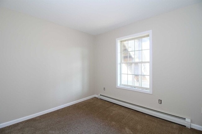 Photo - 4892 NY-22 Unidad 3