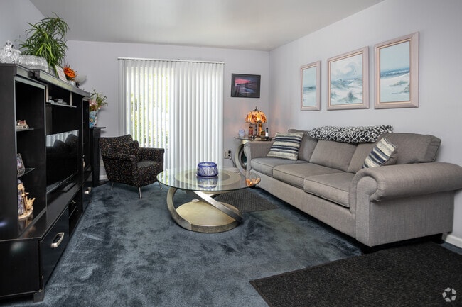 Creekside Apartments