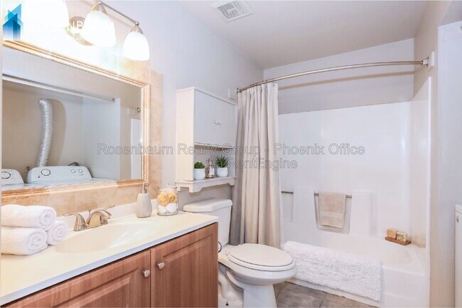 Photo - 465 W Ivyglen St Unit 112