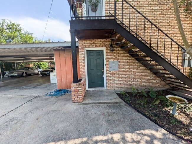 Building Photo - 6165 Coolidge Blvd Unit 6165 Coolidge- RTR 08/14