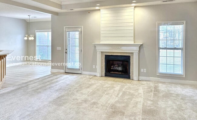 Photo - Madison Home with Attached Garage / Pet Friendly /  Available Now!