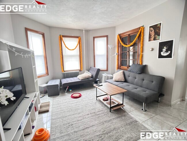 Photo - 19 Shannon St Unit 2