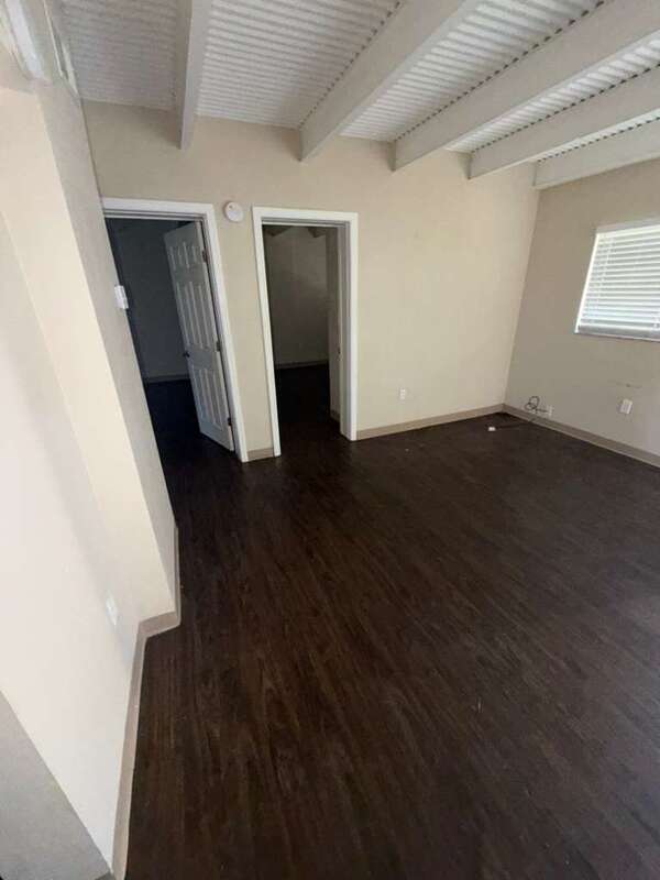 3001 C.R. Smith St Unidad 23