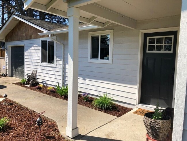 Photo - Clean Feel, Open Floorplan