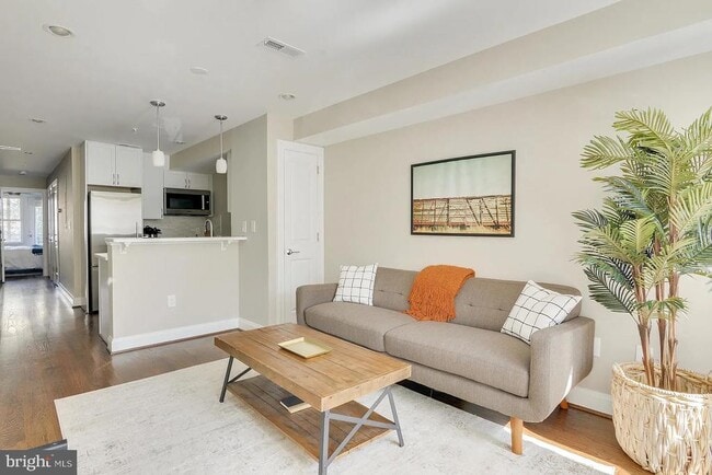 Photo - 1823 S St NW Unit 3