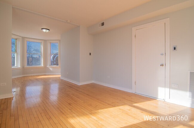 Building Photo - 1141 S Francisco Ave Unit 3F