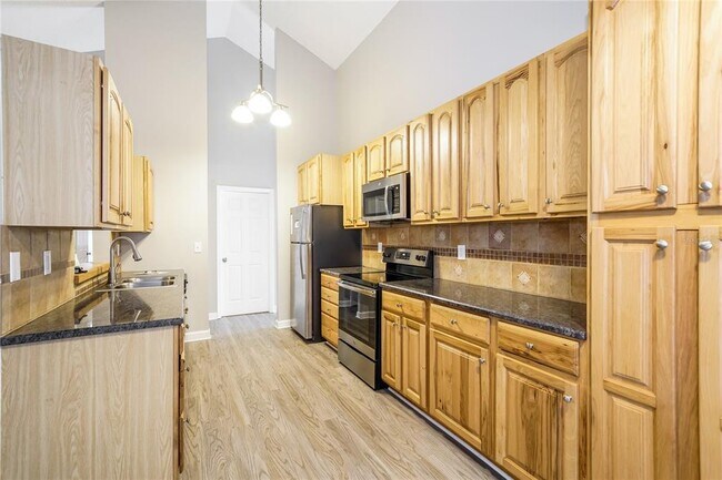 Photo - 5007 Swallow Dr