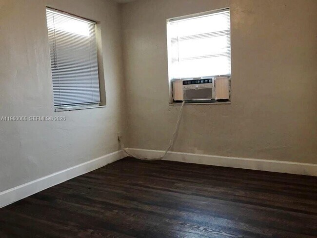 Photo - 1801 NW 2nd Ct Unidad 301