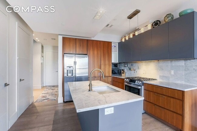 Photo - 288 19th St Unit 3