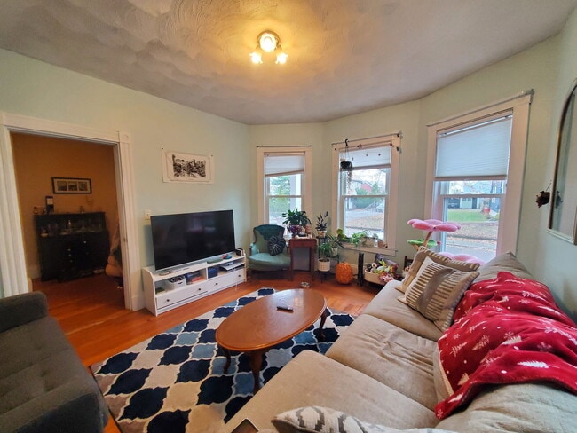 Photo - 72 Marshall St Unit U1