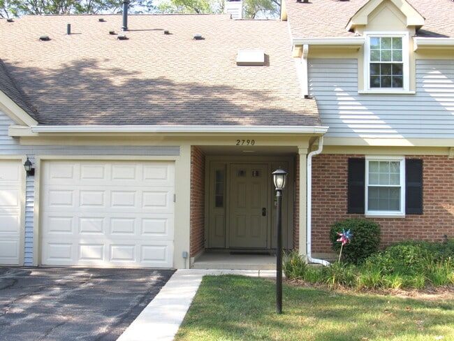 Photo - 2790 Glasgow Ct Unit X1