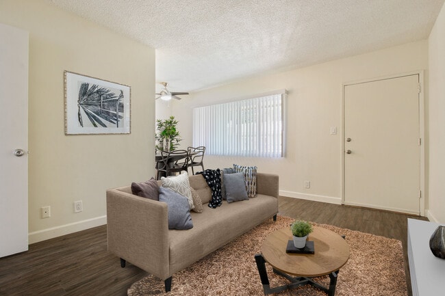 Photo - Sepulveda Court