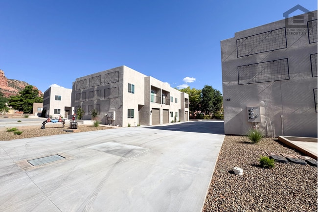 Photo - 165 Sugarloaf St Unit 1