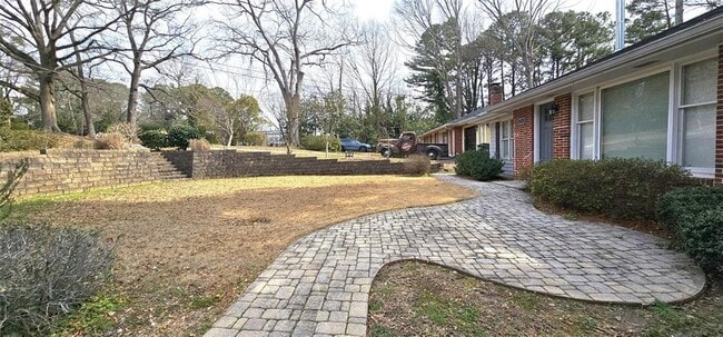 Photo - 2633 Mural Dr