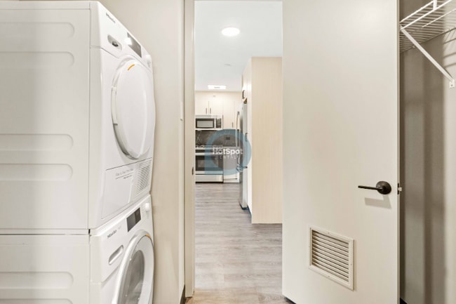 Photo - 1912 W Harrison St