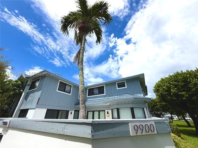 Photo - 9900 NW 52nd Terrace