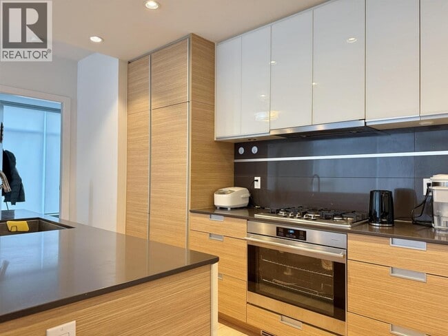 Photo - 4688 Kingsway Unité 3501