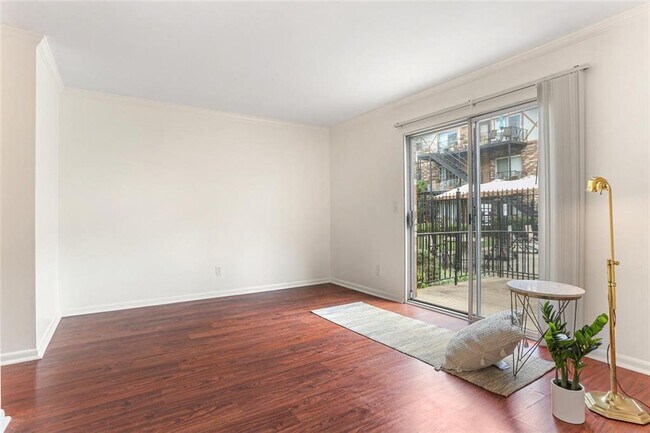 Photo - 1175 Church St Unidad K