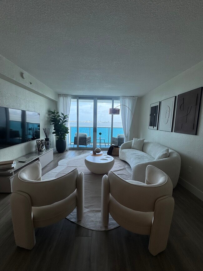 Photo - 1275 NE 79th St Unidad 811