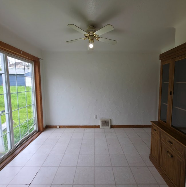 Photo - Multi Family Home 3 Bedroom and 1 Bath For Rent