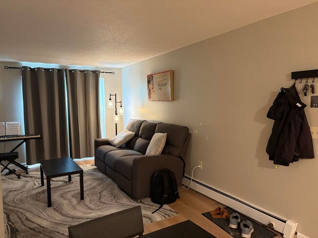Photo - 1610 White Cedar Blvd