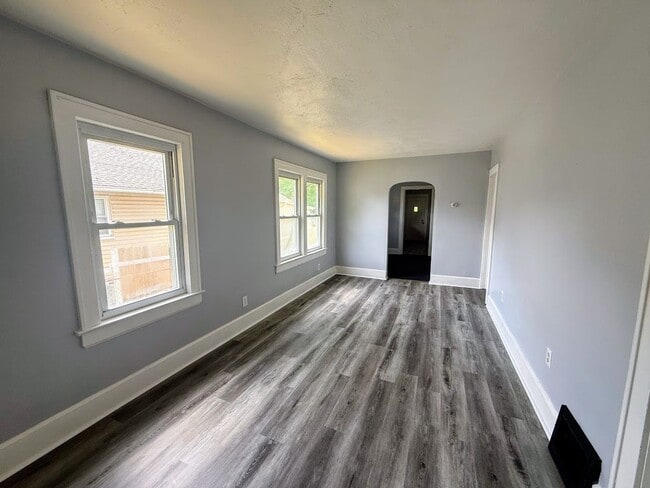 Photo - Three bedroom one bathroom home for rent