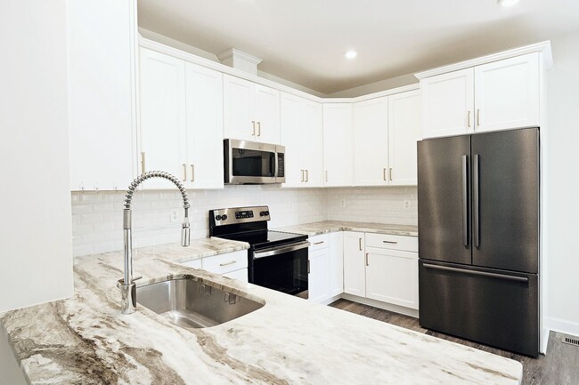 Photo - Pet-Friendly Fry's Spring Townhome Near 5th St Station