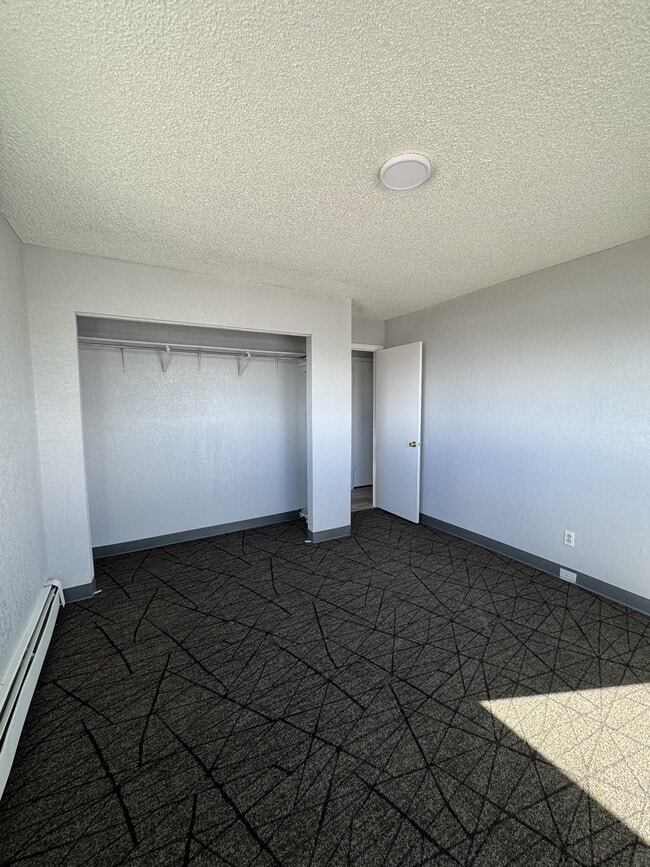 Photo - Regency Apartments