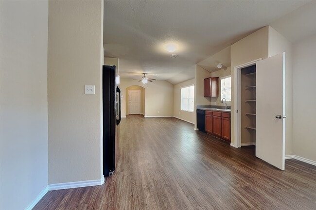 Photo - 2822 Wisner Cir